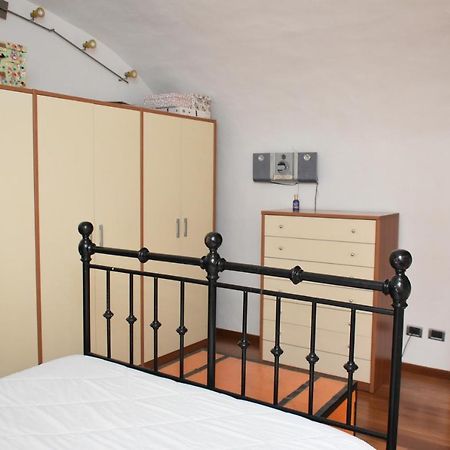 Casa Vacanze E Brevi Periodi Alla Porta Etrusca La Panchina Al Sole 볼테라 외부 사진